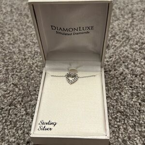 Diamonluxe heart necklace